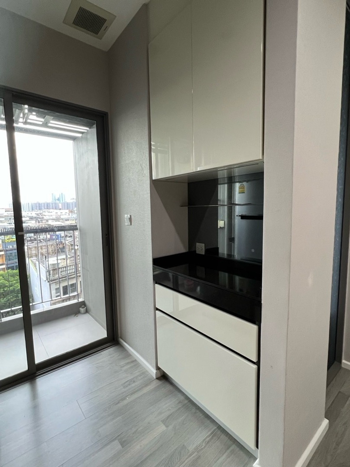 ขายคอนโดสาทร นราธิวาส : ขายคอนโด The Room Sathorn St Louis ใกล้ BTS เซนต์หลุยส์ คอนโดลงทุนย่าน CBD สาทร