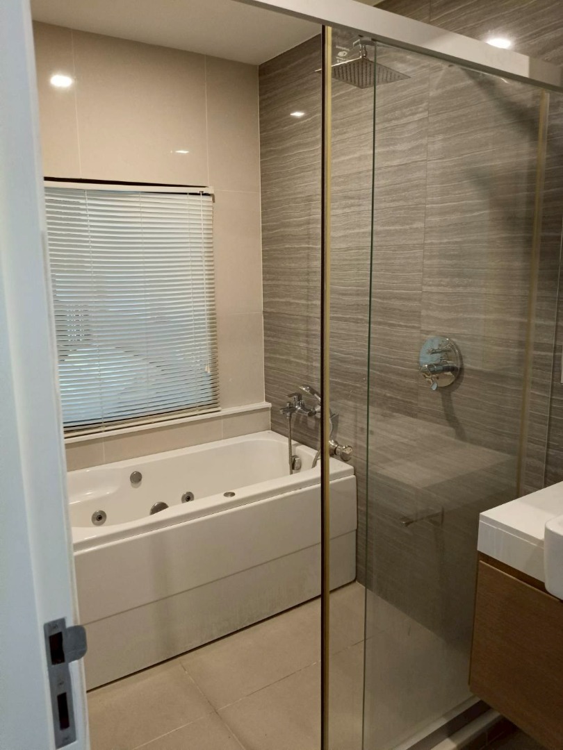 For SaleCondoSriracha Laem Chabang Ban Bueng : 🔥Urgent Sale🔥 Knightsbridge The Ocean Sriracha, near Kasetsart University Sriracha Campus. Fully furnished and ready to move in.