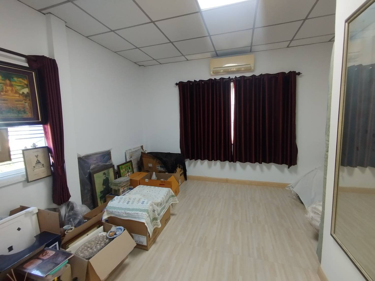 ขายทาวน์โฮมนนทบุรี บางใหญ่ บางบัวทอง : ขายทาวน์เฮ้าส์  หมู่บ้านนันทนาการ์เด้น2 30.3 ตรว. ซอยท่าอิฐ บางรักน้อย นนทบุรี 