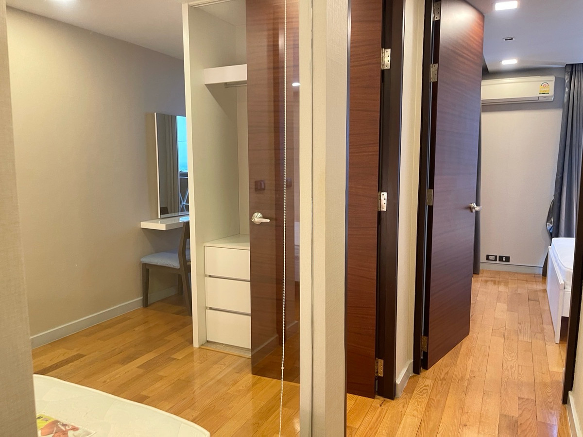 For RentCondoSilom, Saladaeng, Bangrak : 🏢🚊 Quad Silom for rent in the heart of Silom, next to BTS Chong Nonsi, convenient travel, surrounded by business areas and complete lifestyle, Silom, Saladaeng, Bangrak, Si Phraya, Surawong ✨🪴