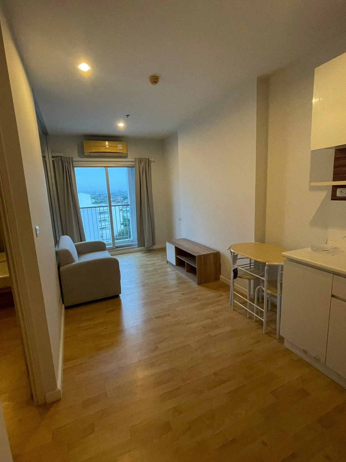 ให้เช่าคอนโดแจ้งวัฒนะ เมืองทอง : ให้เช่า Parkland งามวงศ์วาน-แคราย ( MRT&BTS )