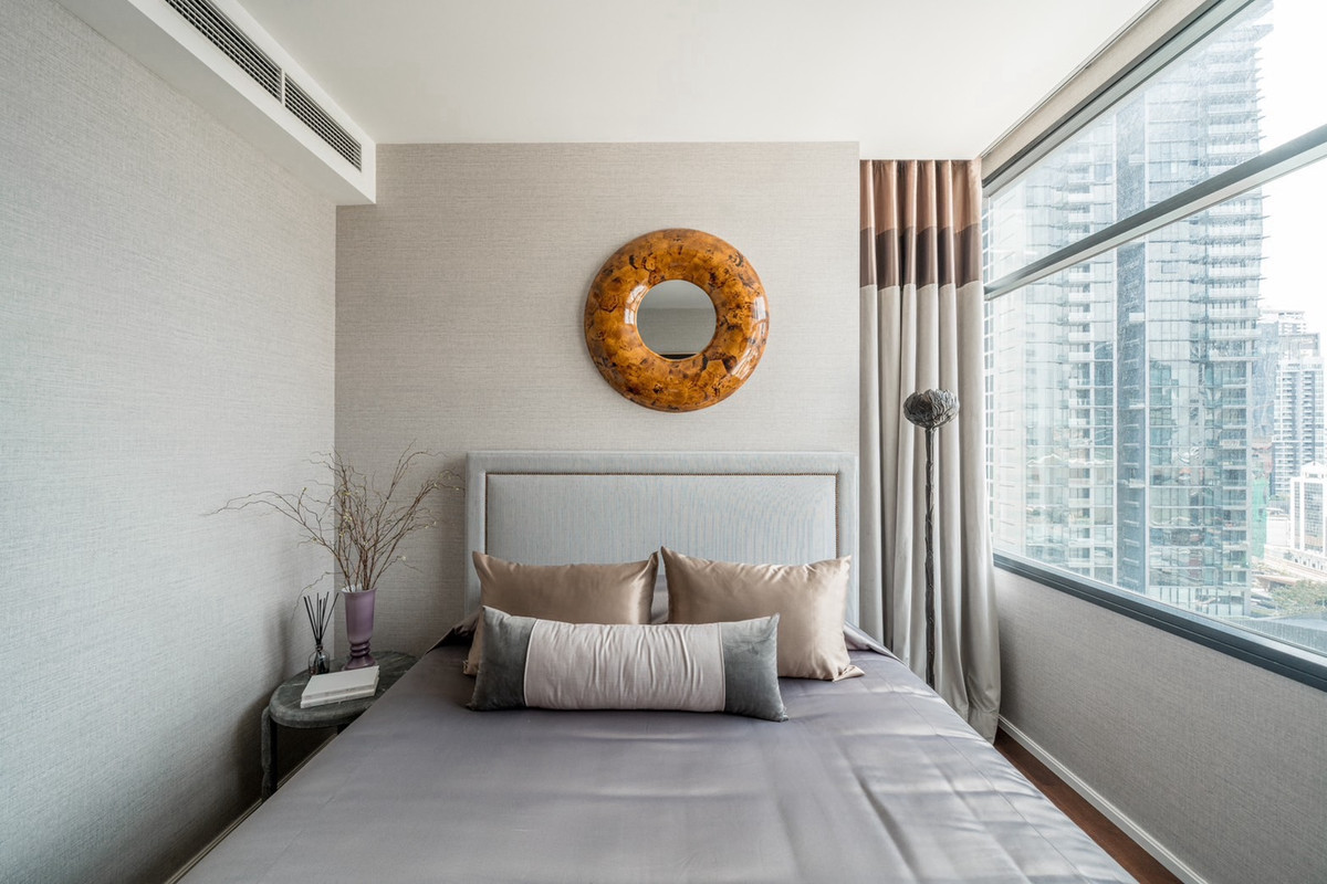 For SaleCondoSukhumvit, Asoke, Thonglor : The Diplomat 39 — Walk to BTS Phromphong. Live above the standard. ✨ A location that cannot be compared. For sale with tenant 92k by Cholly