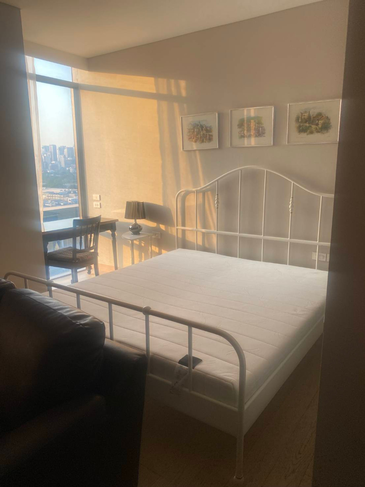 For RentCondoKhlongtoei, Kluaynamthai : Condo for rent next to MRT Queen Sirikit Center