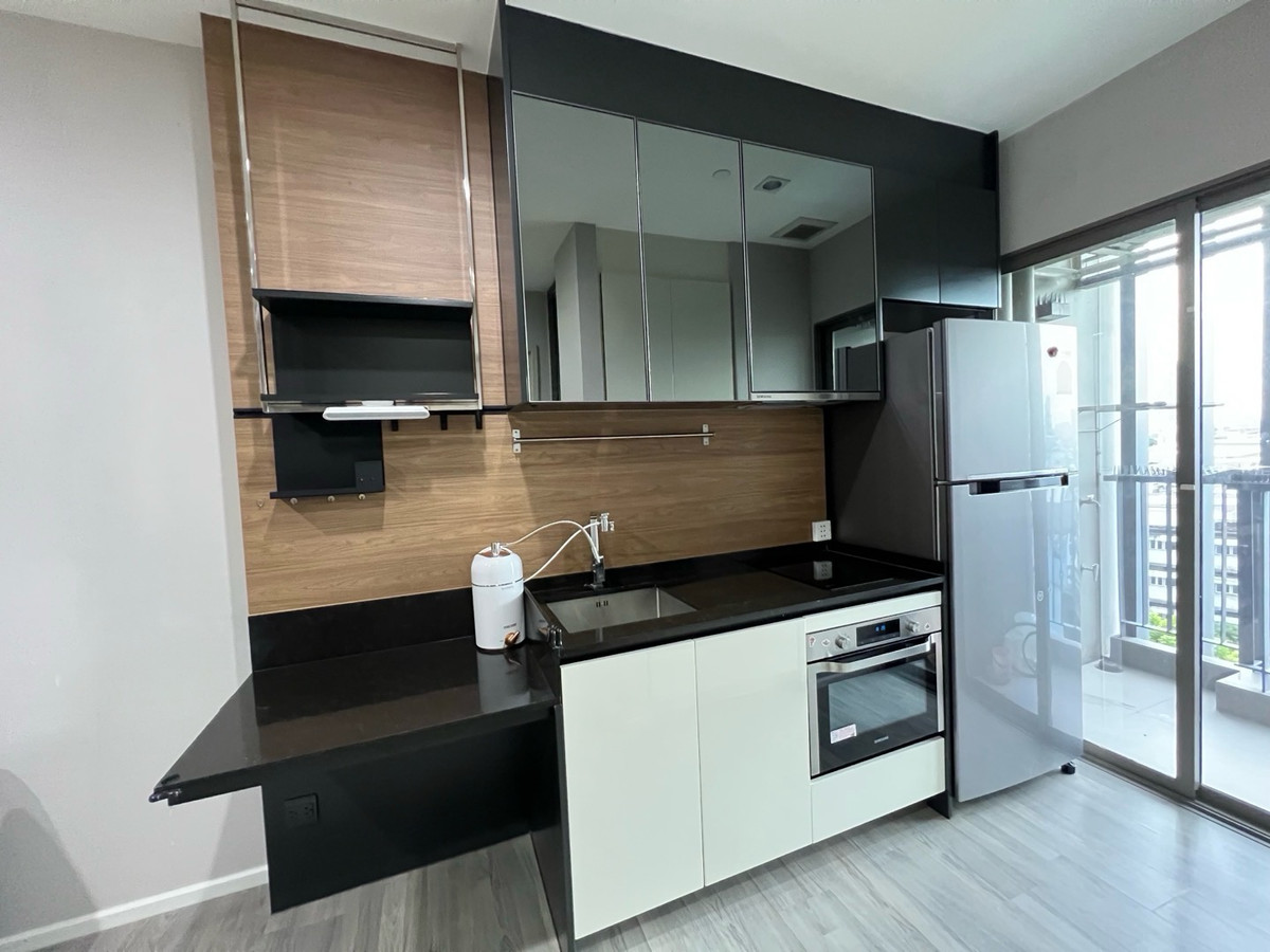 ขายคอนโดสาทร นราธิวาส : ขายคอนโด The Room Sathorn St Louis ใกล้ BTS เซนต์หลุยส์ คอนโดลงทุนย่าน CBD สาทร