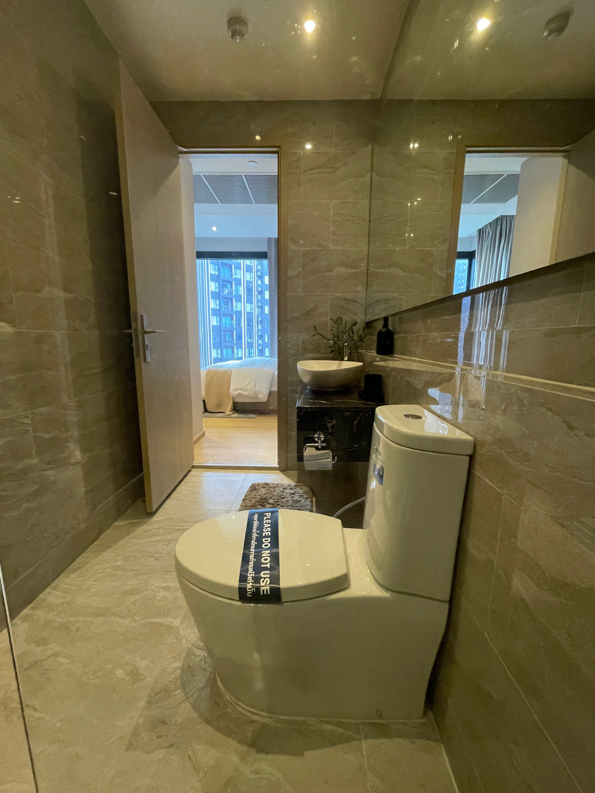 For SaleCondoRama9, Petchburi, RCA : Condo for sale, Ashton Asoke-Rama 9, functions, 1 bedroom, 1 bathroom, area 34.82 sq m, in the OMEGA building. Fully decorated and ready to move in (Fully-Decorated) and receive full promotions. The ultimate in luxury in the heart of New CBD only 230 m. f