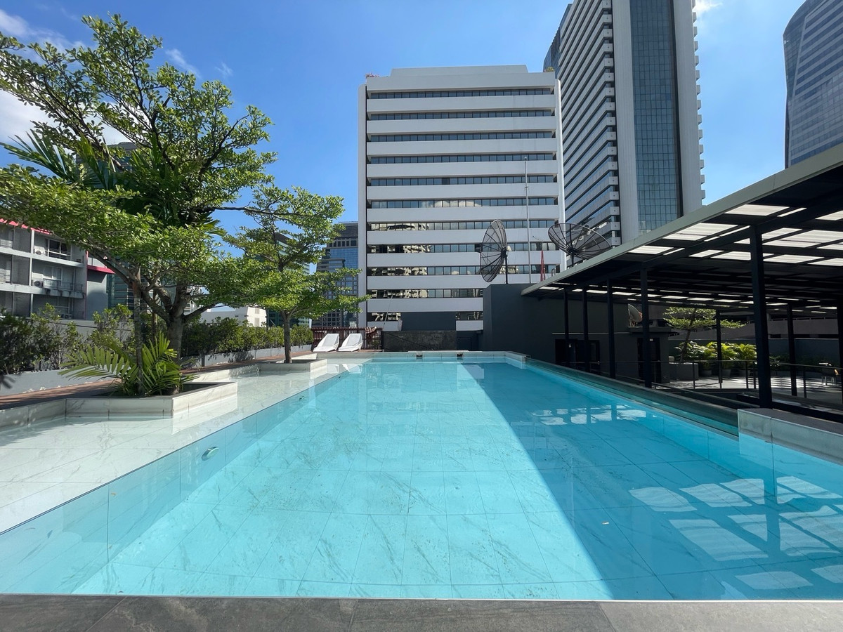 For RentCondoSilom, Saladaeng, Bangrak : 🏢🚊 Quad Silom for rent in the heart of Silom, next to BTS Chong Nonsi, convenient travel, surrounded by business areas and complete lifestyle, Silom, Saladaeng, Bangrak, Si Phraya, Surawong ✨🪴