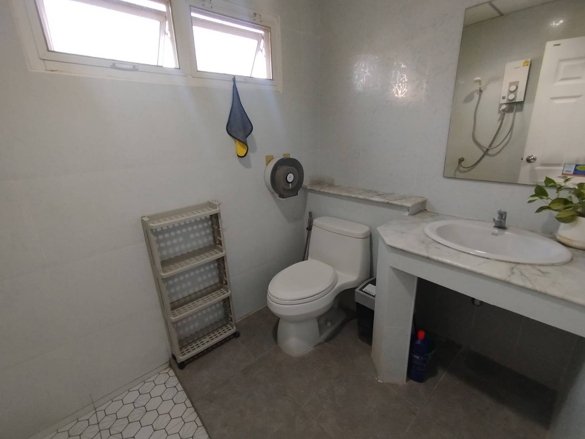 ขายทาวน์โฮมนนทบุรี บางใหญ่ บางบัวทอง : ขายทาวน์เฮ้าส์  หมู่บ้านนันทนาการ์เด้น2 30.3 ตรว. ซอยท่าอิฐ บางรักน้อย นนทบุรี 