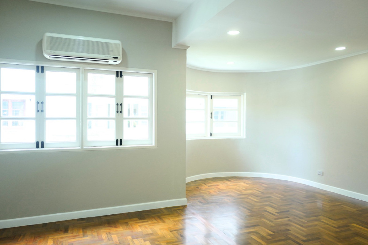 ขายทาวน์โฮมลาดพร้าว เซ็นทรัลลาดพร้าว : ทาวน์โฮม ซอย ลาดพร้าว 35 / 5 ห้องนอน (ขาย), Townhome Soi Ladprao 35 / 5 Bedrooms (FOR SALE) TPM304