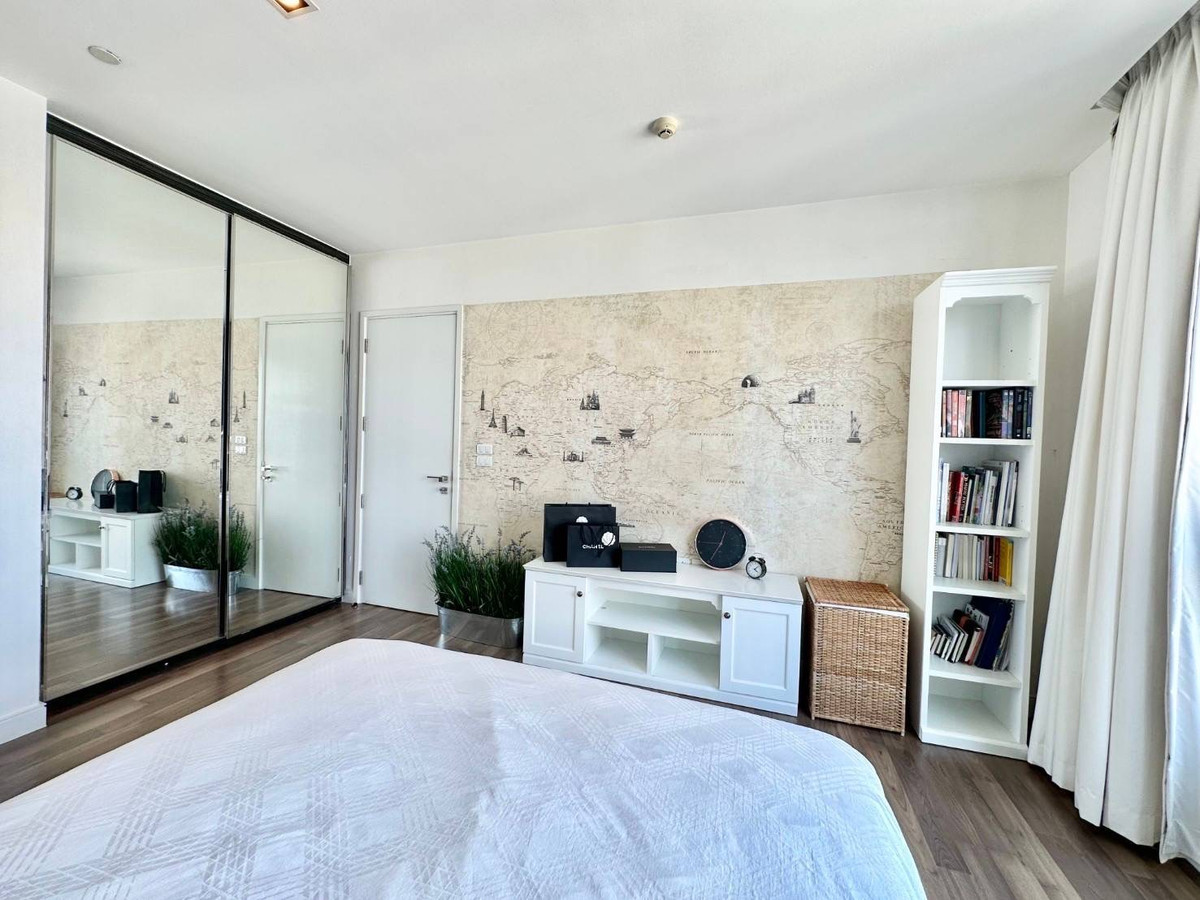 For SaleCondoOnnut, Udomsuk : Condo for Sale: The Room Sukhumvit 62 Near BTS Ekkamai 