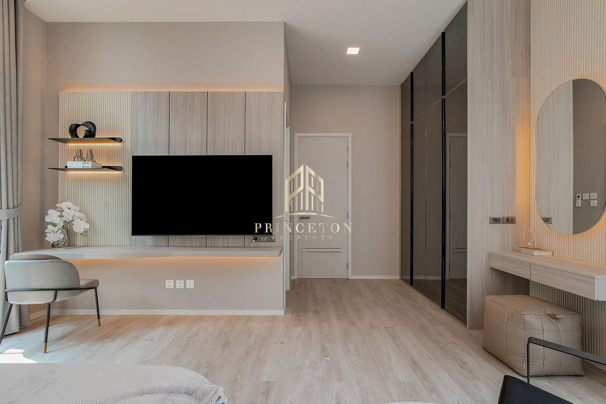 บ้านพัฒนาการ ศรีนครินทร์ : ขายหรือให้เช่า วีเว่ กรุงเทพกรีฑา 4 ห้องนอน 📞092-4252445 Vive Krungthep Kreetha