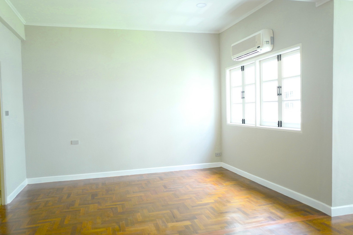 ขายทาวน์โฮมลาดพร้าว เซ็นทรัลลาดพร้าว : ทาวน์โฮม ซอย ลาดพร้าว 35 / 5 ห้องนอน (ขาย), Townhome Soi Ladprao 35 / 5 Bedrooms (FOR SALE) TPM304