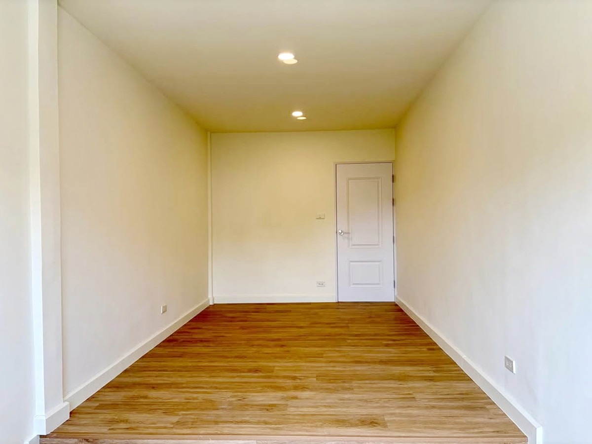 ขายทาวน์โฮมโชคชัย4 ลาดพร้าว71 : H0795♛♚ทาวน์เฮ้าส์ 3 ห้องนอน ให้เช่า𝓼ขาย⚝โชคชัย 4♜MRT โชคชัย 4∞099-5919653,065-9423251▚Line@sureresidence