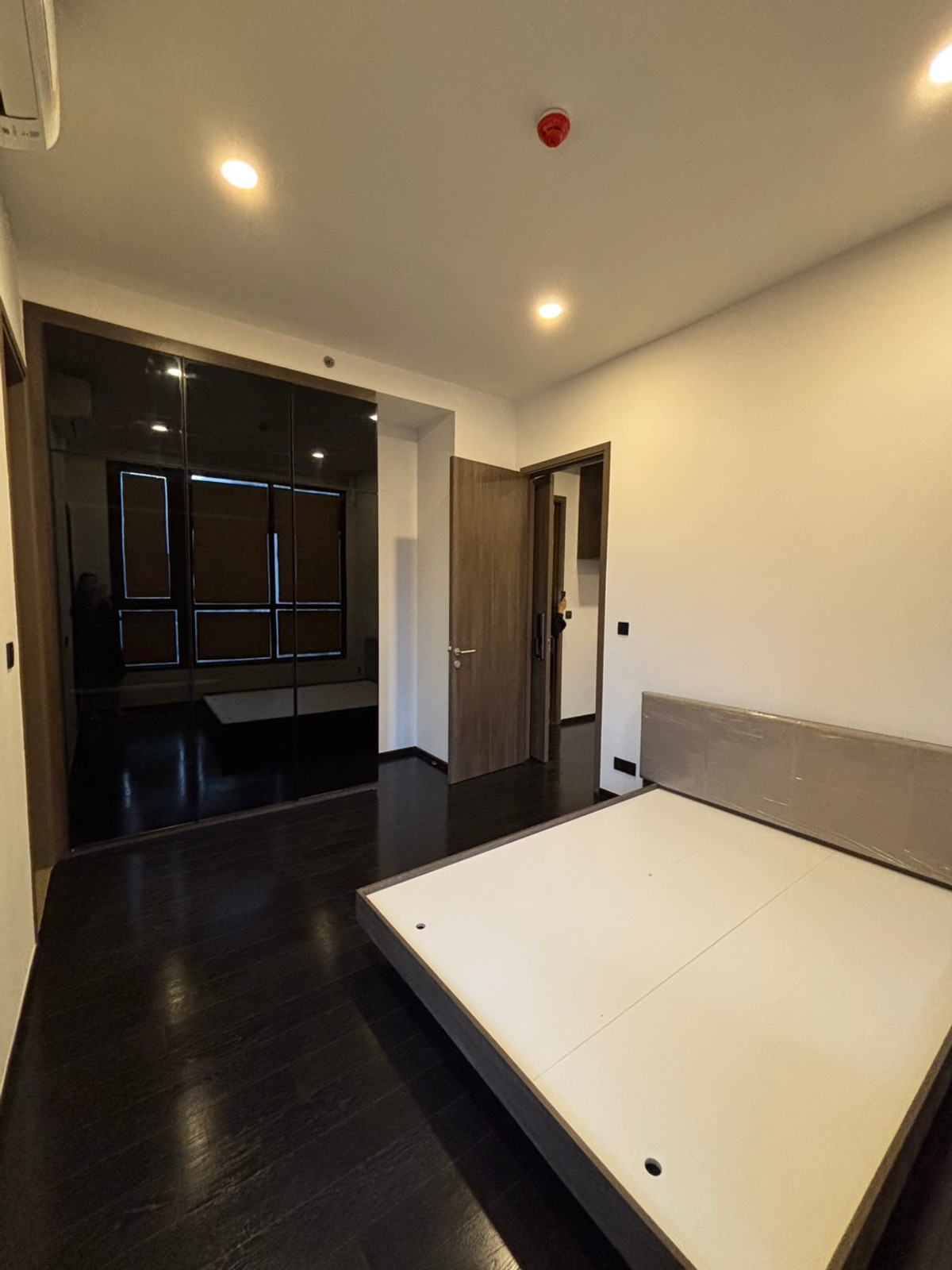 ขายคอนโดสุขุมวิท อโศก ทองหล่อ : ห้องขาวพร้อมขายห้องเก็บงานพร้อมเข้าอยู่สวยกริบ 1 Bed หน้ากว้างเหลือ 3 Units สุดท้ายย