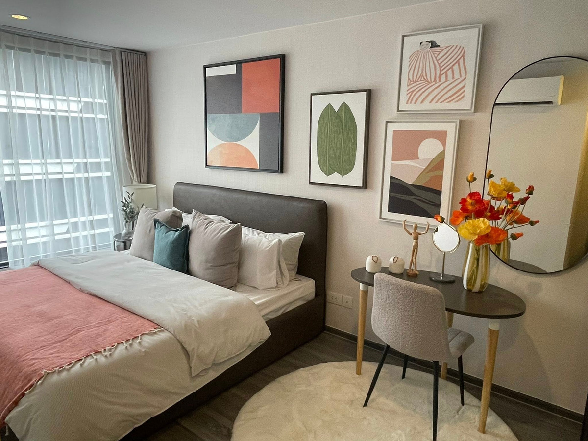 ให้เช่าคอนโดสุขุมวิท อโศก ทองหล่อ : Condo for Rent at Ideo Mobi Sukhumvit 40 2 beds, 2 baths