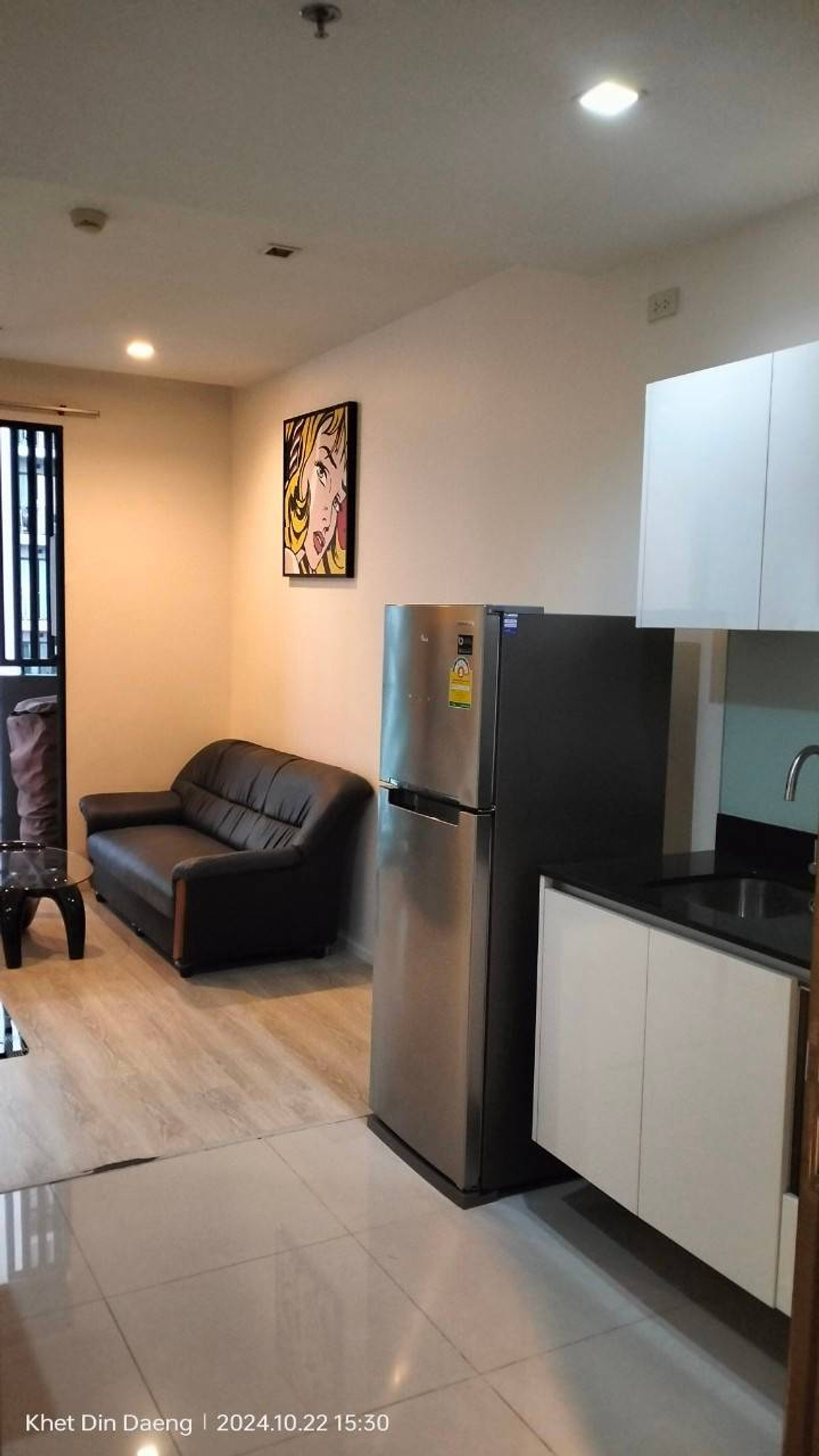 For RentCondoRatchadapisek, Huaikwang, Suttisan : For rent Quinn Condo, beautiful room, very good price, convenient travel, near MRT Phahon Yothin.