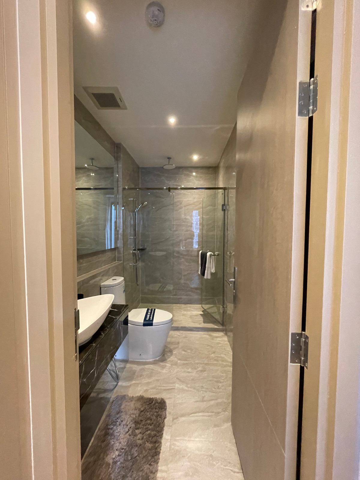 For SaleCondoRama9, Petchburi, RCA : Condo for sale, Ashton Asoke-Rama 9, functions, 1 bedroom, 1 bathroom, area 34.82 sq m, in the OMEGA building. Fully decorated and ready to move in (Fully-Decorated) and receive full promotions. The ultimate in luxury in the heart of New CBD only 230 m. f