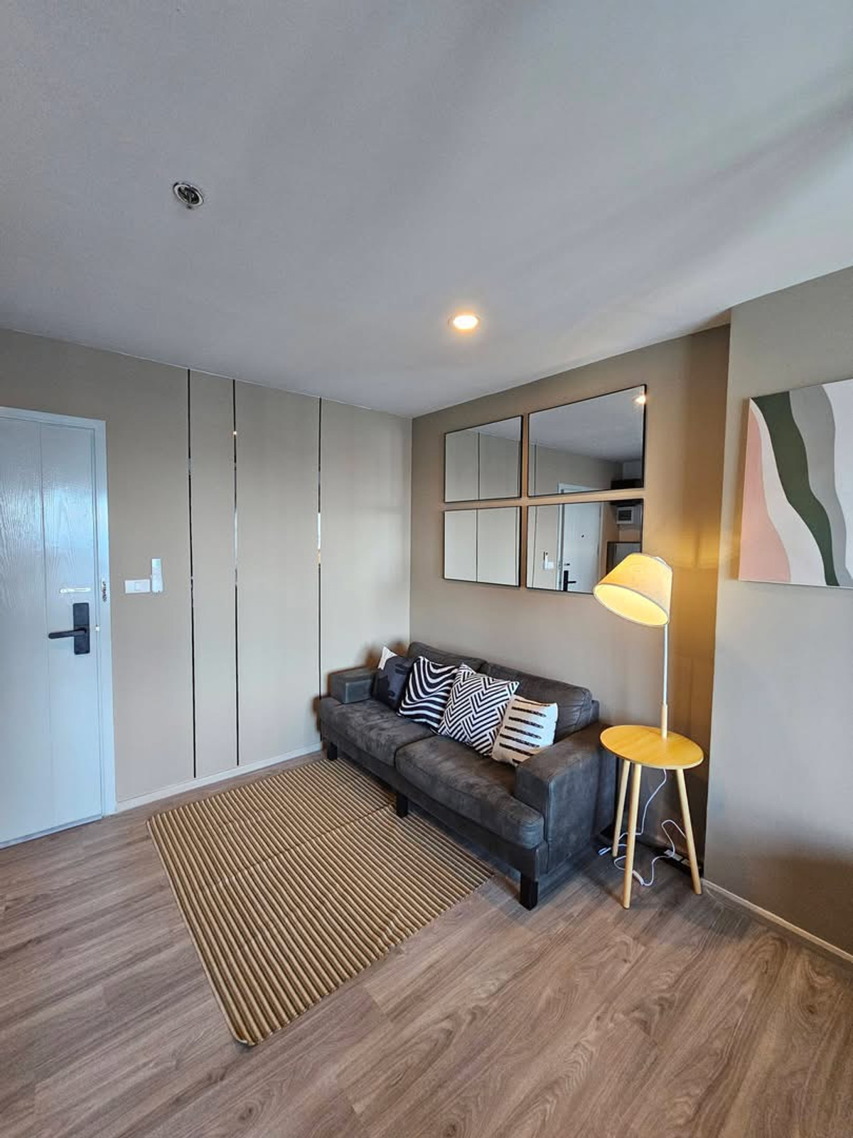 For RentCondoBangna, Bearing, Lasalle : For rent Regent bangna, genuine spacious room.