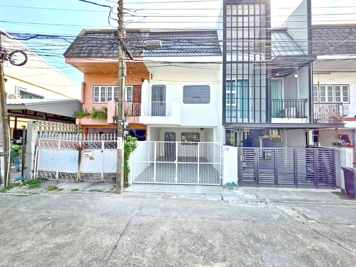 ขายทาวน์โฮมโชคชัย4 ลาดพร้าว71 : H0795♛♚ทาวน์เฮ้าส์ 3 ห้องนอน ให้เช่า𝓼ขาย⚝โชคชัย 4♜MRT โชคชัย 4∞099-5919653,065-9423251▚Line@sureresidence