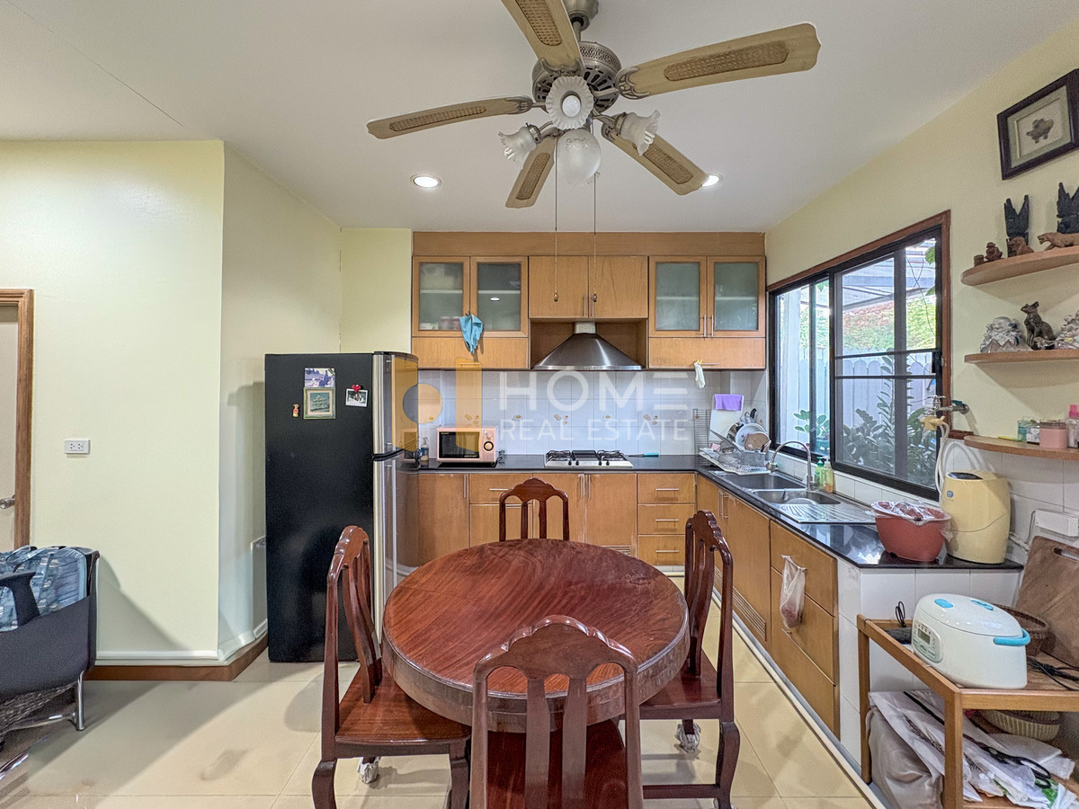 ขายทาวน์โฮมรัชดา ห้วยขวาง : บ้านกลางเมือง รัชดา เหม่งจ๋าย / 3 ห้องนอน (ขาย), Baan Klang Muang Ratchada Mengjai / 3 Bedrooms (FOR SALE) TPM302