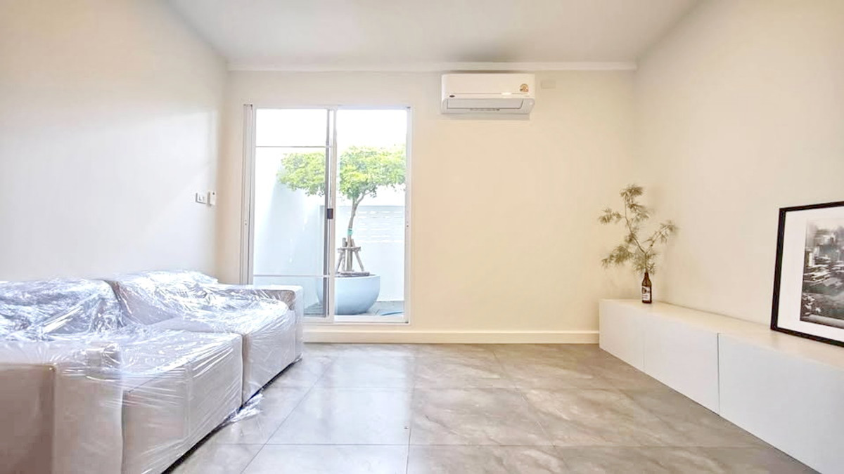 For SaleTownhomeChokchai 4, Ladprao 71, Ladprao 48, : H0795♛♚Townhouse 3 bedrooms for rent𝓼for sale⚝Chok Chai 4♜MRT Chok Chai 4∞099-5919653,065-9423251▚Line@sureresidence