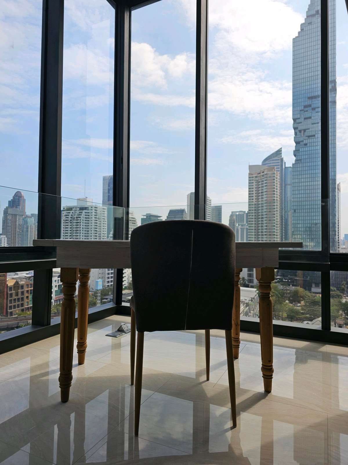 For RentCondoSilom, Saladaeng, Bangrak : แอสตัน สีลม ให้เช่า 2 นอน 3 น้ำ พื้นที่ 87ตรม  75,000 บาท สนใจโทร น้อง 096-2615656 พร้อมให้นัดหมายเข้าชมทุกวันAshton Silom 2 bed 2 bath 87 Sq,m Rental price 78k call Nong 096-2615656 Ready to touring everydayห้องกว้าง 87 ตรม. พร้อมอยู่ได้เลย ตกแต่งคร