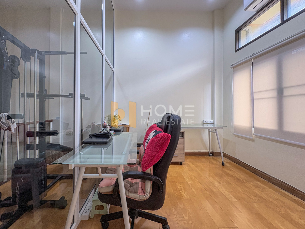 ขายทาวน์โฮมรัชดา ห้วยขวาง : บ้านกลางเมือง รัชดา เหม่งจ๋าย / 3 ห้องนอน (ขาย), Baan Klang Muang Ratchada Mengjai / 3 Bedrooms (FOR SALE) TPM302