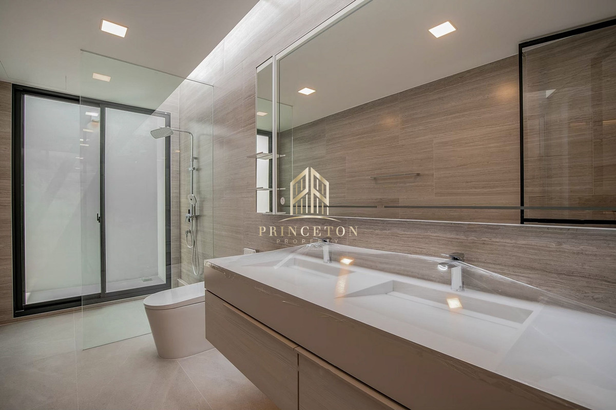 บ้านพัฒนาการ ศรีนครินทร์ : ขายหรือให้เช่า วีเว่ กรุงเทพกรีฑา 4 ห้องนอน 📞092-4252445 Vive Krungthep Kreetha