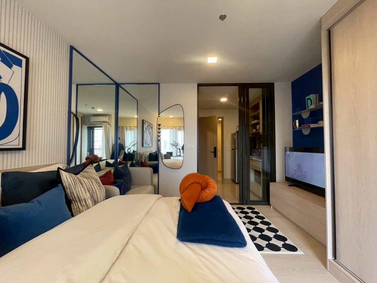 For SaleCondoWongwianyai, Charoennakor : 𝗙𝗟𝗢 by Sansiri 1 Bedroom starting from 2.89 MB* Prime unit, ready to move in 📱 065-236-2839