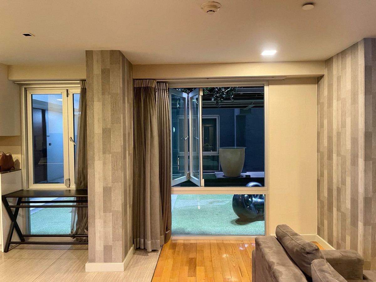 For RentCondoSilom, Saladaeng, Bangrak : 🏢🚊 Quad Silom for rent in the heart of Silom, next to BTS Chong Nonsi, convenient travel, surrounded by business areas and complete lifestyle, Silom, Saladaeng, Bangrak, Si Phraya, Surawong ✨🪴