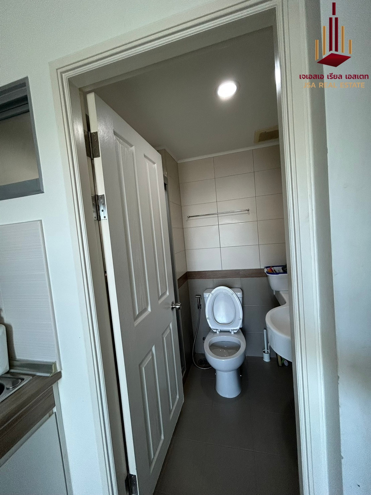 ขายคอนโดปิ่นเกล้า จรัญสนิทวงศ์ : ✨ For Sale: Lumpini Park Pinklao Condo ✨ 💰 Only 3,890,000 THB