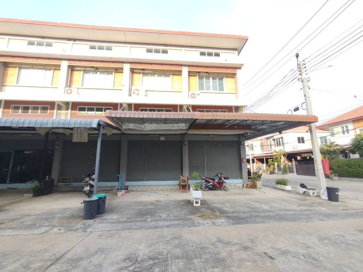 For SaleShop HouseNonthaburi, Bang Yai, Bangbuathong : ขายอาคารพาณิชย์ หมู่บ้านบัวทอง 18    2.5 ชั้น 17 ตรว.