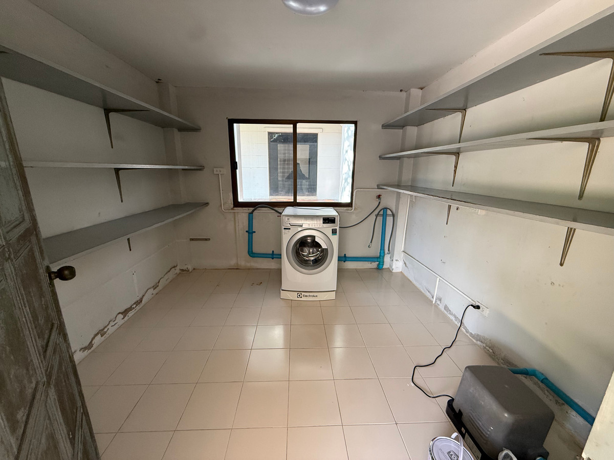 ให้เช่าบ้านนวมินทร์ รามอินทรา : ให้เช่า ที่ดิน200ตรว 3นอน3น้ำ พทใช้สอย600ตรม บ้านเดี่ยว 3 ชั้น  หมู่บ้านนวธานี เสรีไทย 59