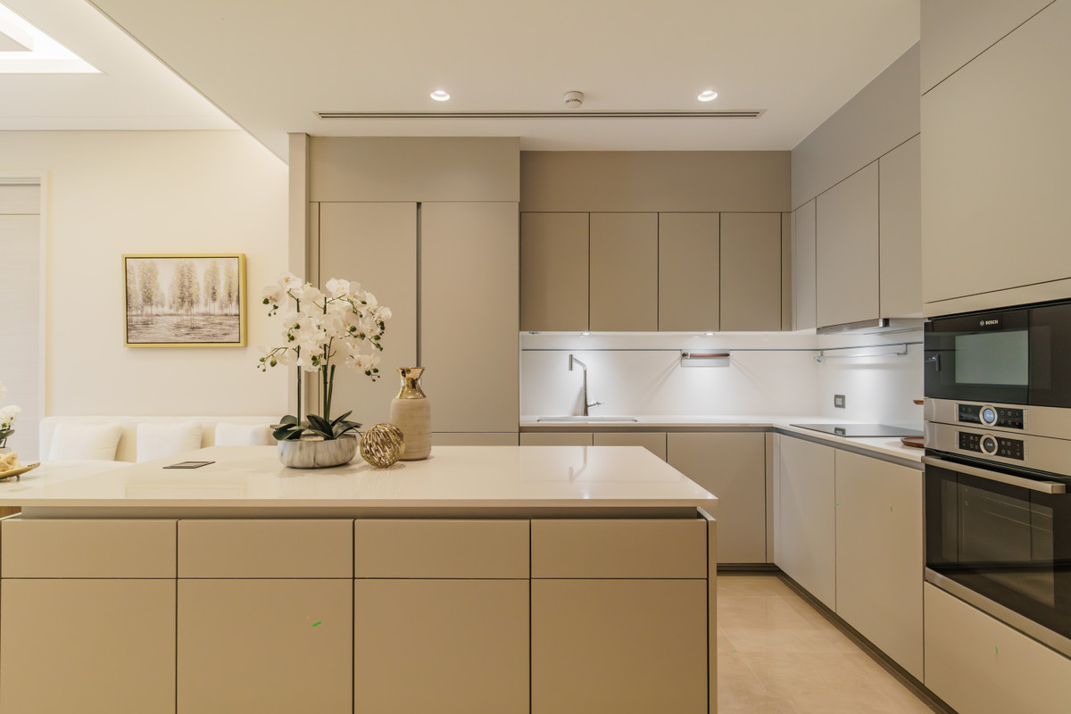 CondoWitthayu, Chidlom, Langsuan, Ploenchit : ✨Ultra Luxury Branded Residence by Kempinski Spacious 2-Bedroom Unit with Full Services Live like a 5-Star Hotel in the Heart of Bangkok