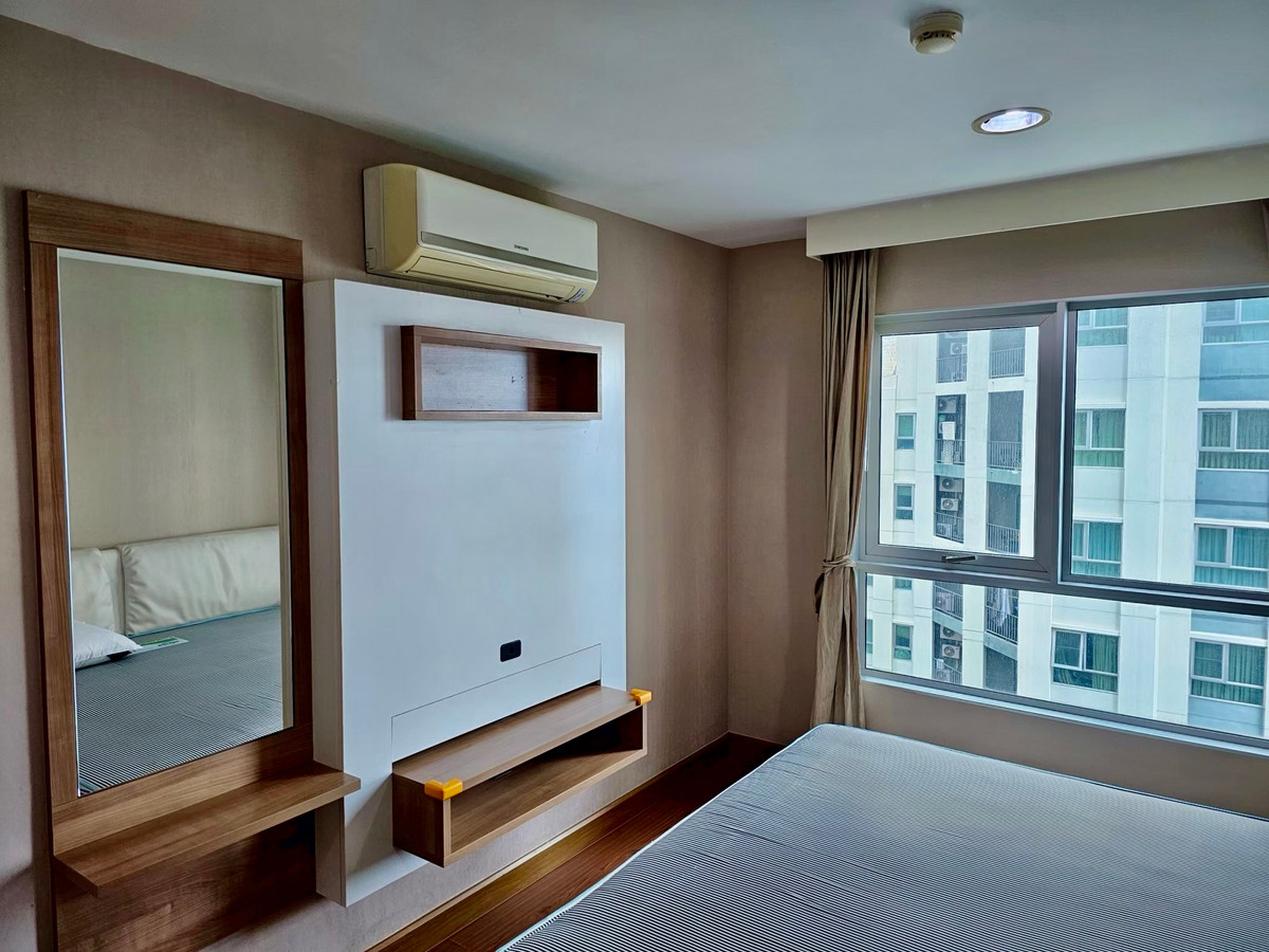 ขายคอนโดพระราม 9 เพชรบุรีตัดใหม่ RCA : ขายคอนโดหรู Belle Grand Rama 9 ห้องใหญ่ วิวสระ ทำเลใจกลางเมือง ใกล้ MRT พระราม 9