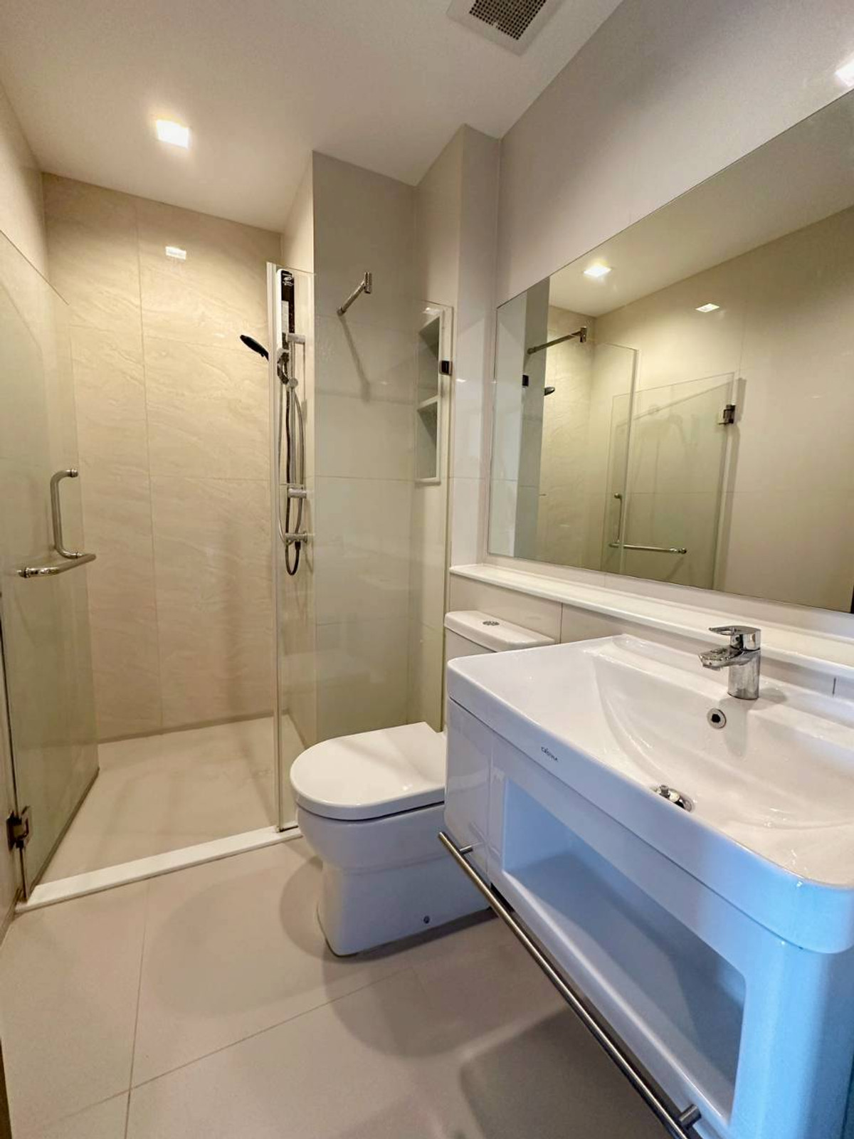 For SaleCondoLadprao, Central Ladprao : ✅ S-LVY120 ✅ Line : @p2nproperty