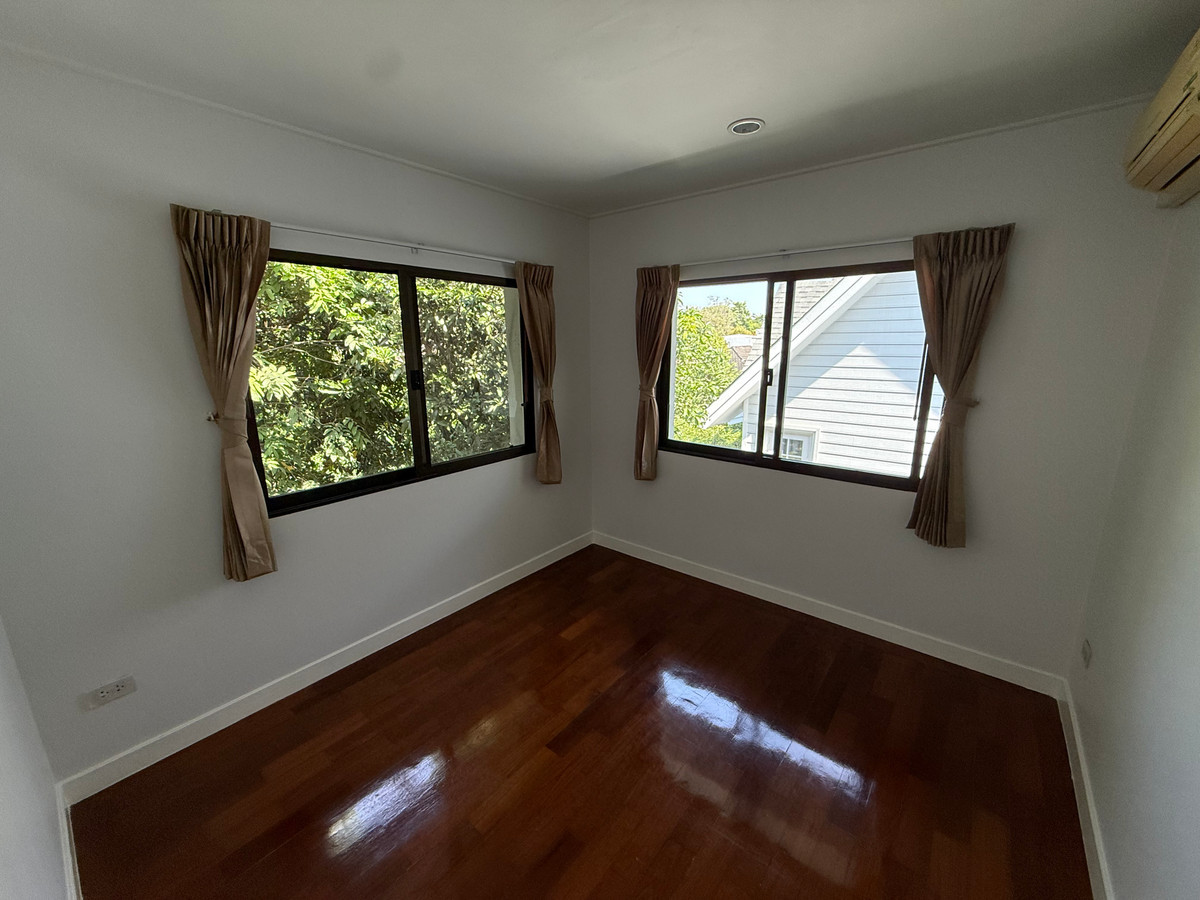 ให้เช่าบ้านนวมินทร์ รามอินทรา : ให้เช่า ที่ดิน200ตรว 3นอน3น้ำ พทใช้สอย600ตรม บ้านเดี่ยว 3 ชั้น  หมู่บ้านนวธานี เสรีไทย 59