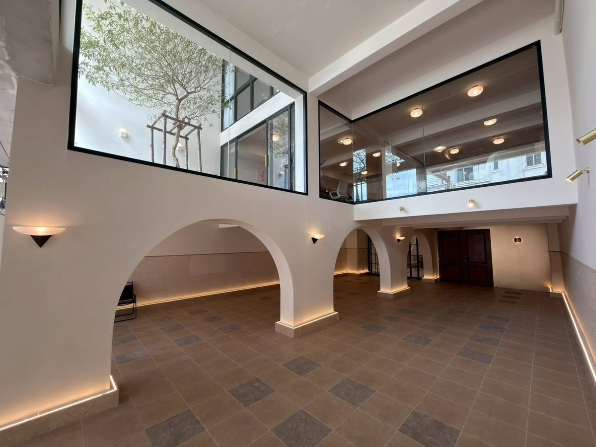 For SaleHouseOnnut, Udomsuk : Private Residence & Office by Kirin Design