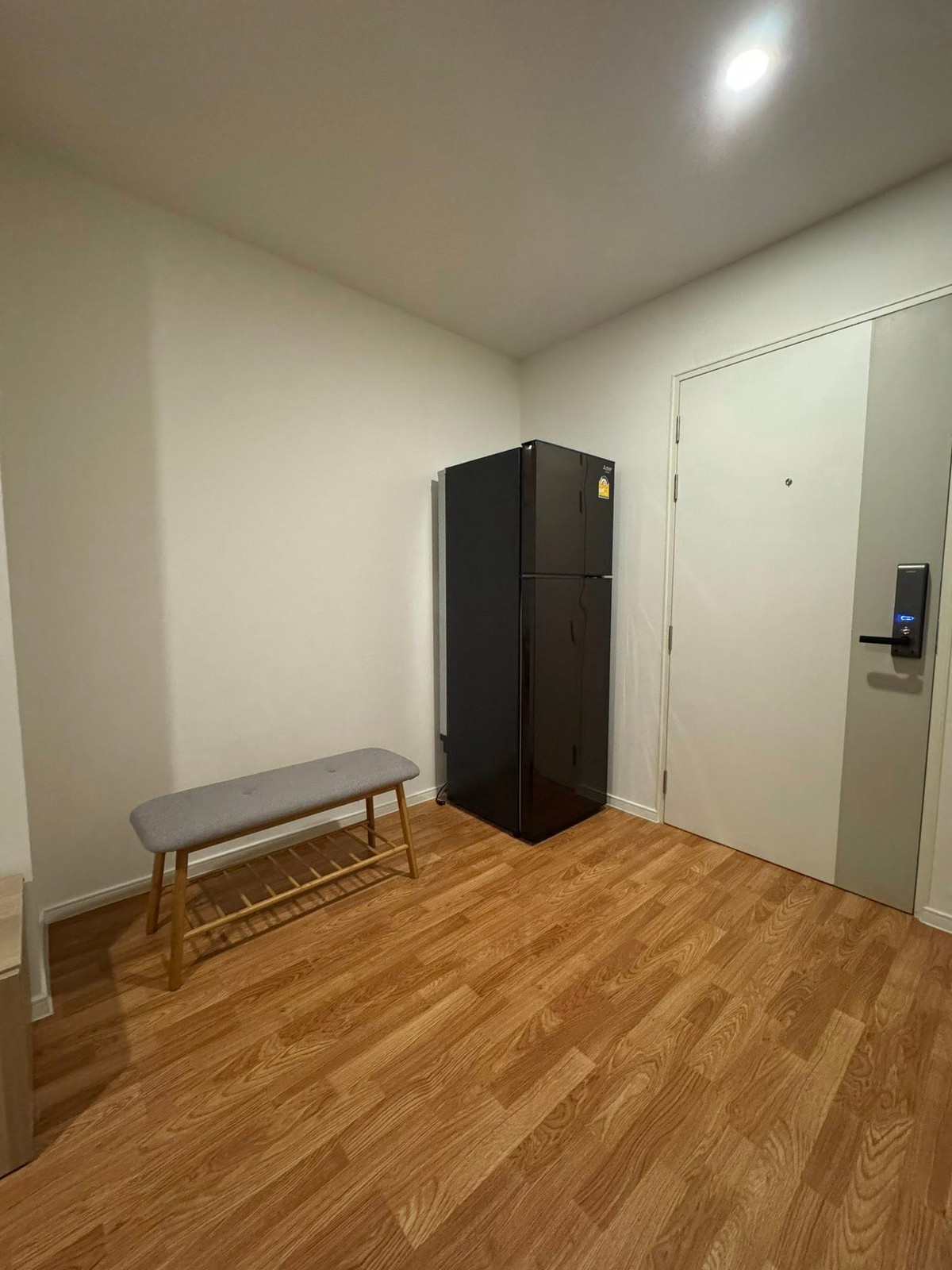 For RentCondoPattanakan, Srinakarin : 🔥 For rent Lumpini Ville Phatthanakan-Srinakarin 🔥 📍 Near Airport Link Hua Mak 🚆 Convenient travel