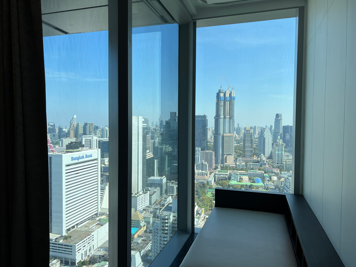 CondoSathorn, Narathiwat : 🏆✨ 4-Bedroom Penthouse at The Ritz-Carlton Residences Bangkok – 400,000 THB/month 🌆🔥