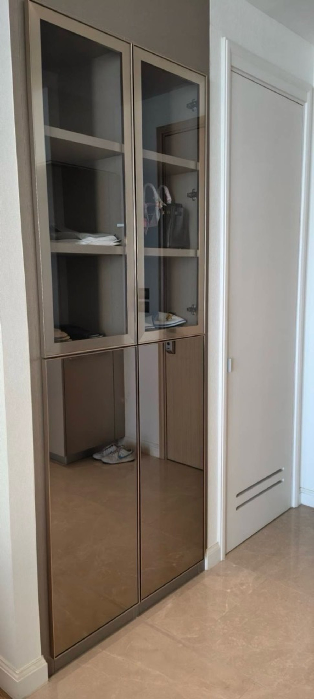 For RentCondoWongwianyai, Charoennakor : Luxury condo for rent, river view, Magnolias Waterfront Residences, floors 40-50, panoramic river view, size 95 sq m, 2 bedrooms, 2 bathrooms, price 135,000 baht.