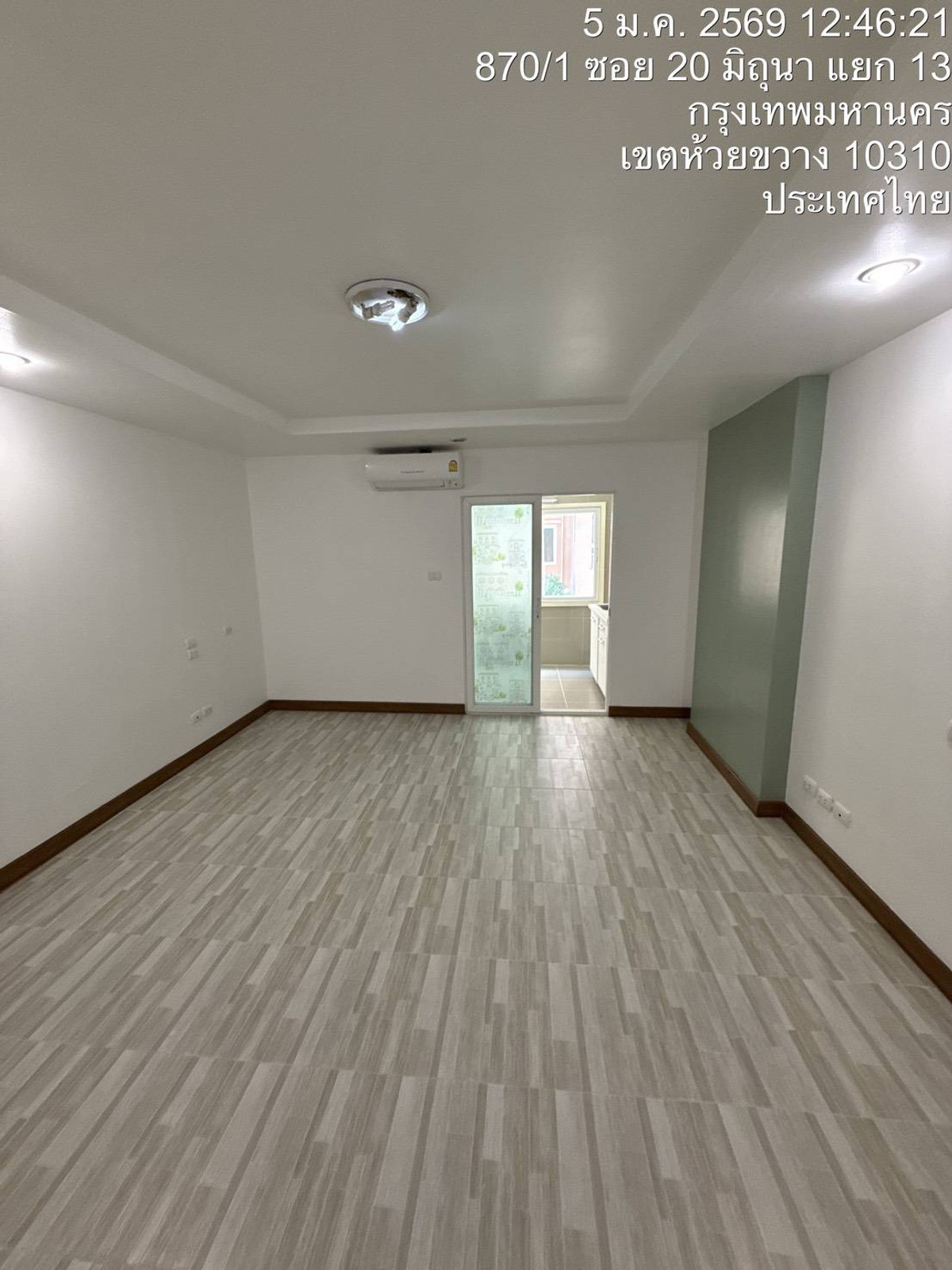 ให้เช่าคอนโดรัชดา ห้วยขวาง : ห้องเปล่าโล่งๆ แต่งเองสบาย คอนโดให้เช่า แฮ้ปปี้คอนโด รัชดา 18 ใกล้เซ็นทรัลพระราม9 MRT ห้วยขวาง เจ้าของปล่อยเอง (งดรับ Agent น๊า)