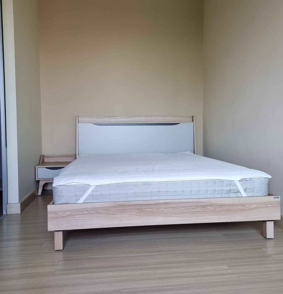 For RentCondoPattanakan, Srinakarin : K-6690 urgently! Parkland Srinakarin Condo, ready to move in, near Sikarin Hospital and BTS Sri Lasalle.