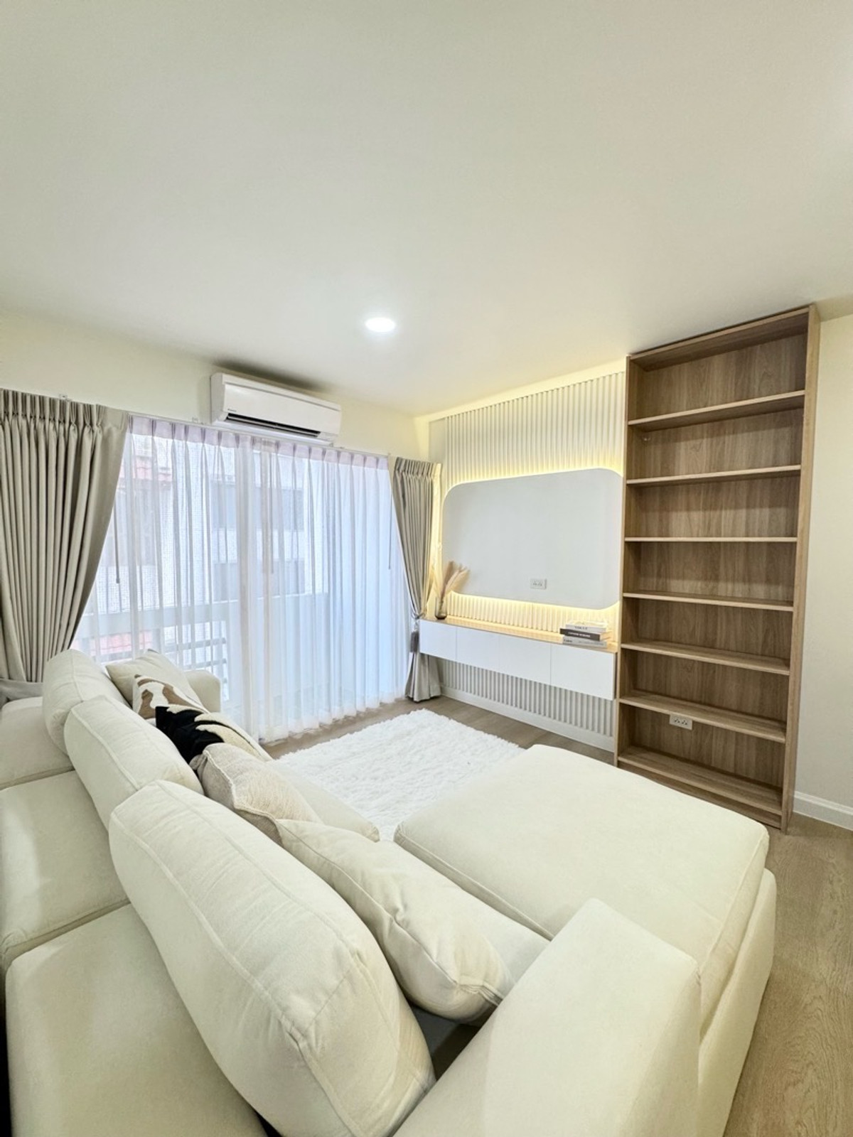 ขายคอนโดโชคชัย4 ลาดพร้าว71 : owner post🧡 2 นอน 1 น้ำ คอนโดบ้านสวนซื่อตรง  ขายถูก แต่งสวยพร้อมอยู่✅