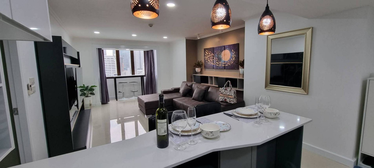 ให้เช่าคอนโดนานา : 📌 พร้อมอยู่ทันที  Condo Omni Tower สุขุมวิท 4 ห้องใหญ่มาก ขนาด 67 ตารางเมตร 1 Bedroom