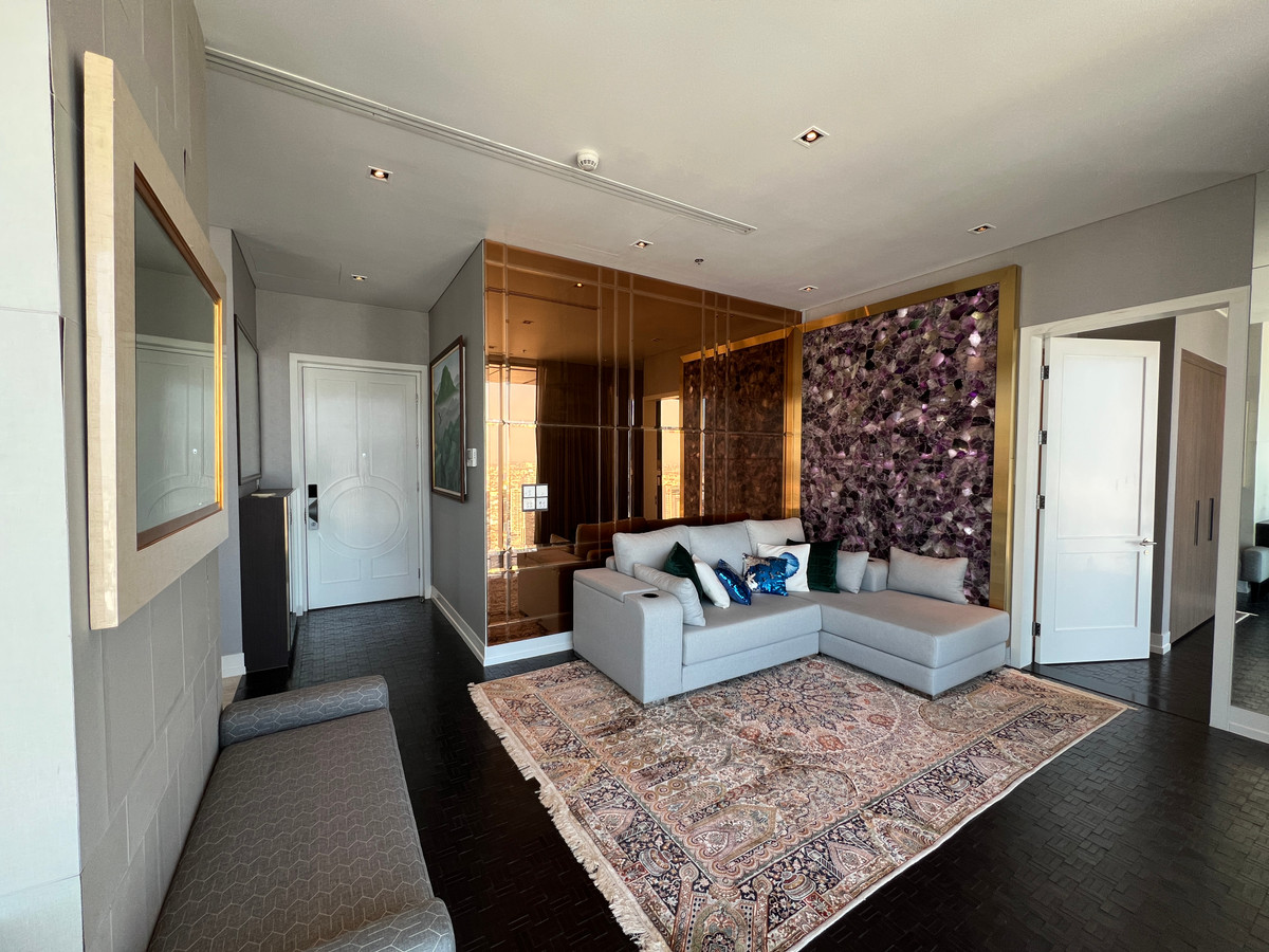 CondoSathorn, Narathiwat : 🏆✨ 4-Bedroom Penthouse at The Ritz-Carlton Residences Bangkok – 400,000 THB/month 🌆🔥