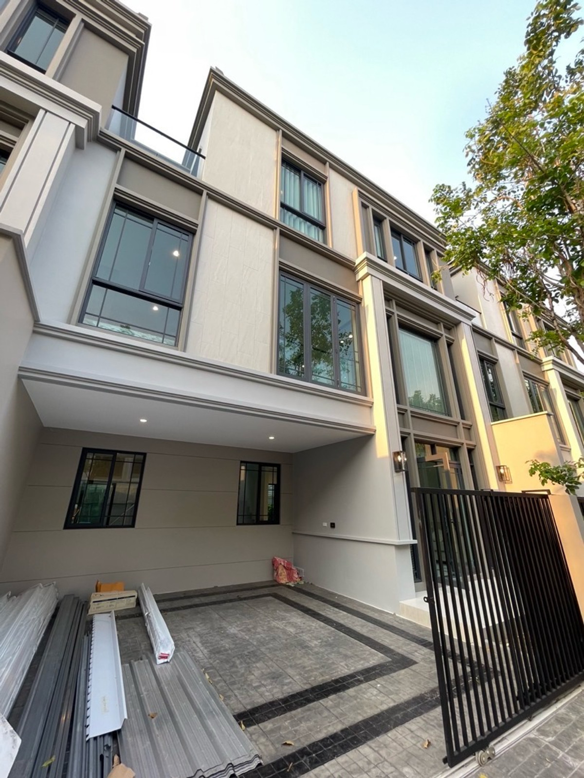 For RentTownhomeKasetsart, Ratchayothin : Single house for rent Baan Klang Muang Classe Ratchayothin (ClasseRatchayothin), new house, never lived in.
