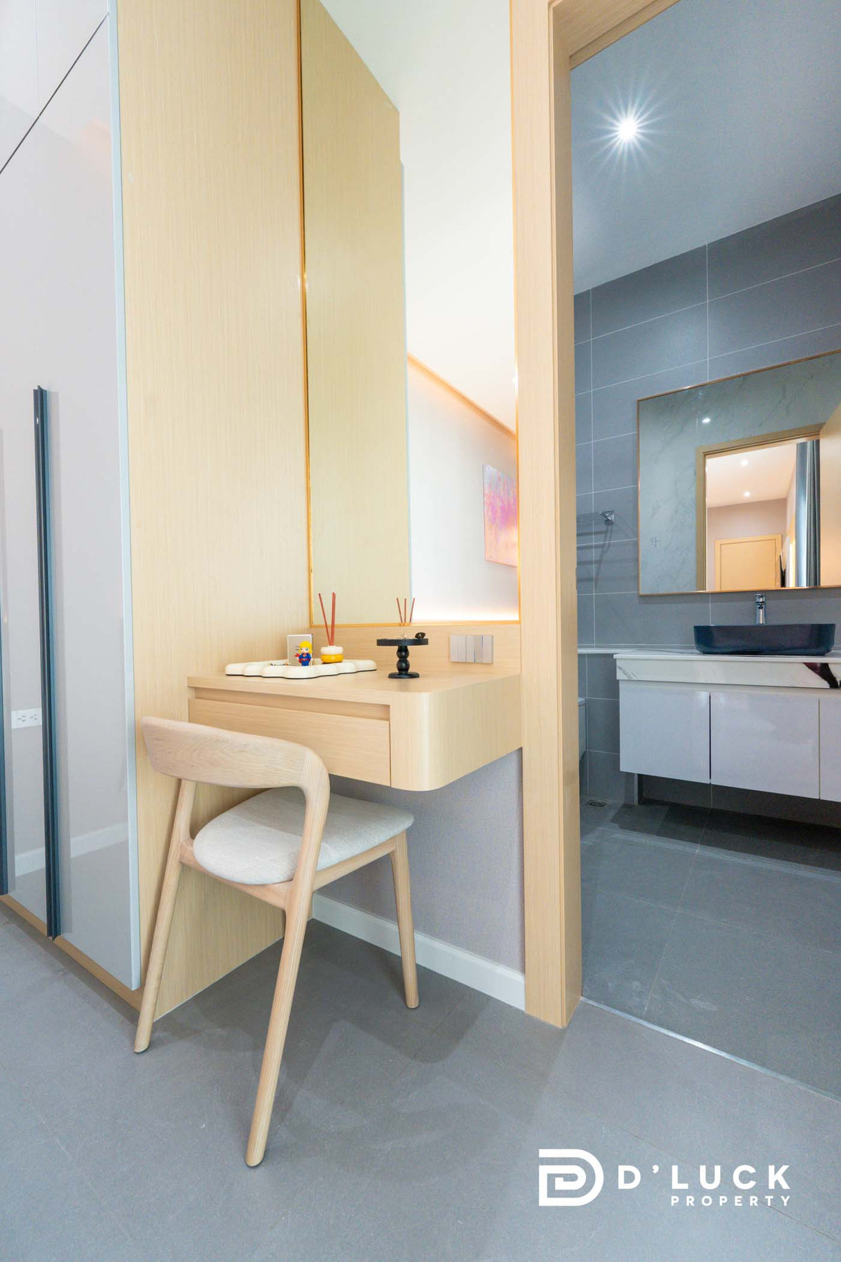 ขายพัทยา บางแสน ชลบุรี สัตหีบ : ขายบ้านพูลวิลล่าพัทยา น่าลงทุน ปล่อยเช่ารายวัน