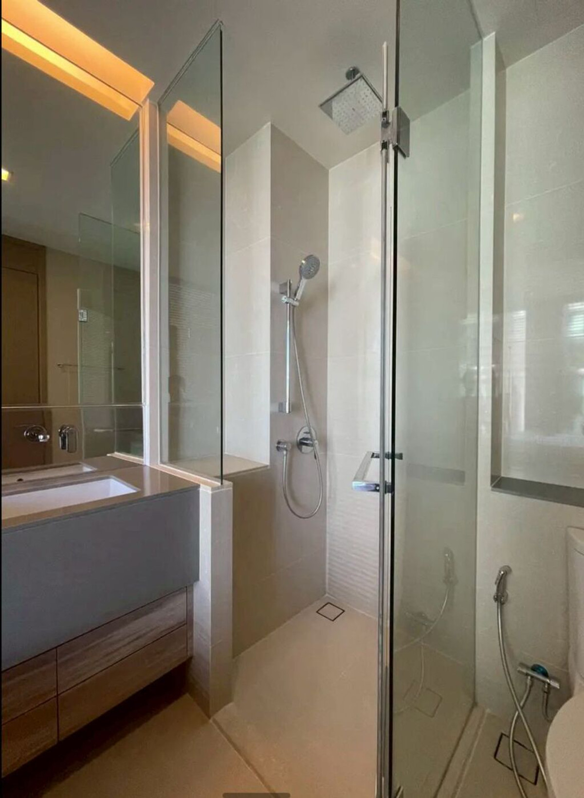 For RentCondoSukhumvit, Asoke, Thonglor : For Rent The Esse Asoke Unit 333/39 (North)