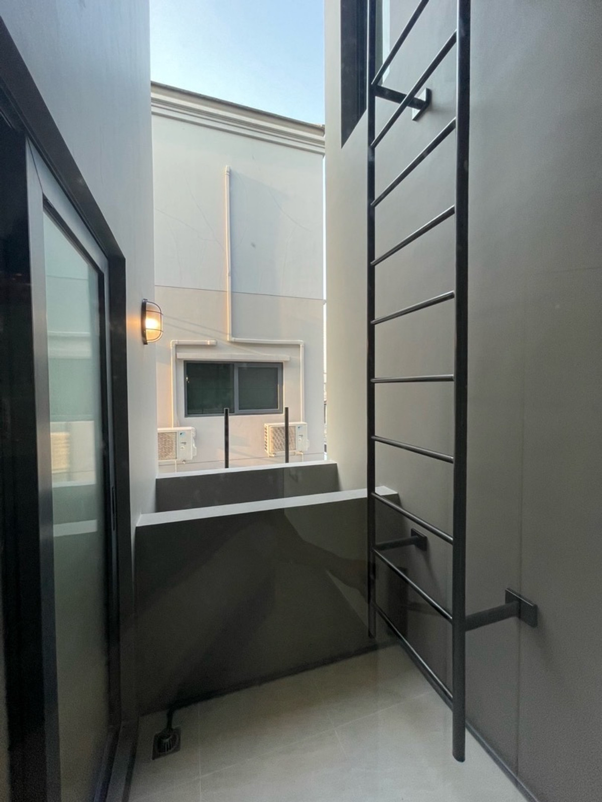 For RentTownhomeKasetsart, Ratchayothin : Single house for rent Baan Klang Muang Classe Ratchayothin (ClasseRatchayothin), new house, never lived in.