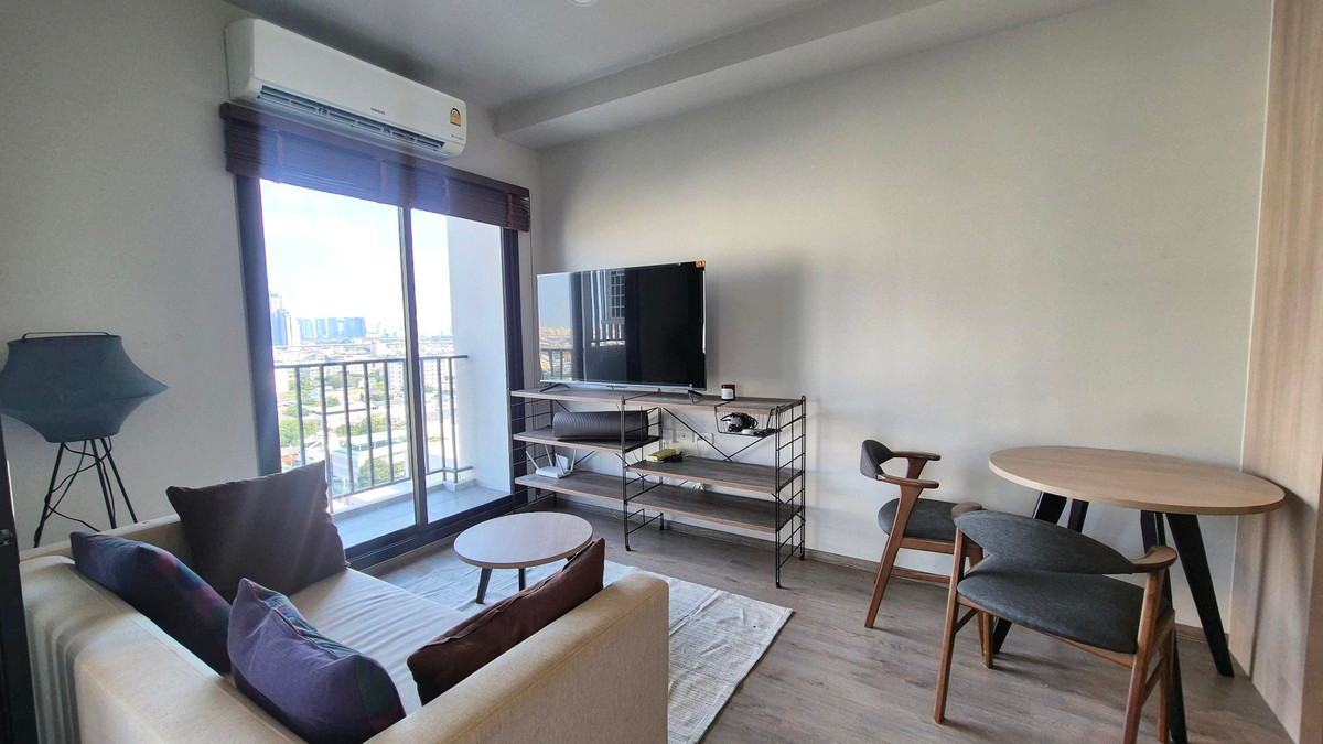 ให้เช่าคอนโดบางซื่อ วงศ์สว่าง เตาปูน : พร้อมอยู่ 1 ห้องนอน ใกล้ MRT บางโพ ส่วนกลางสวย , มี co working space